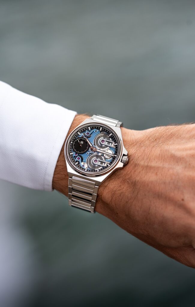 AS_OneWeek_FirstEdition_wristshoot